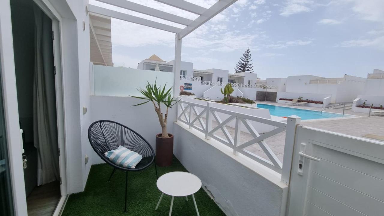 Flower Beach Suite Pool Playa Honda  Zewnętrze zdjęcie